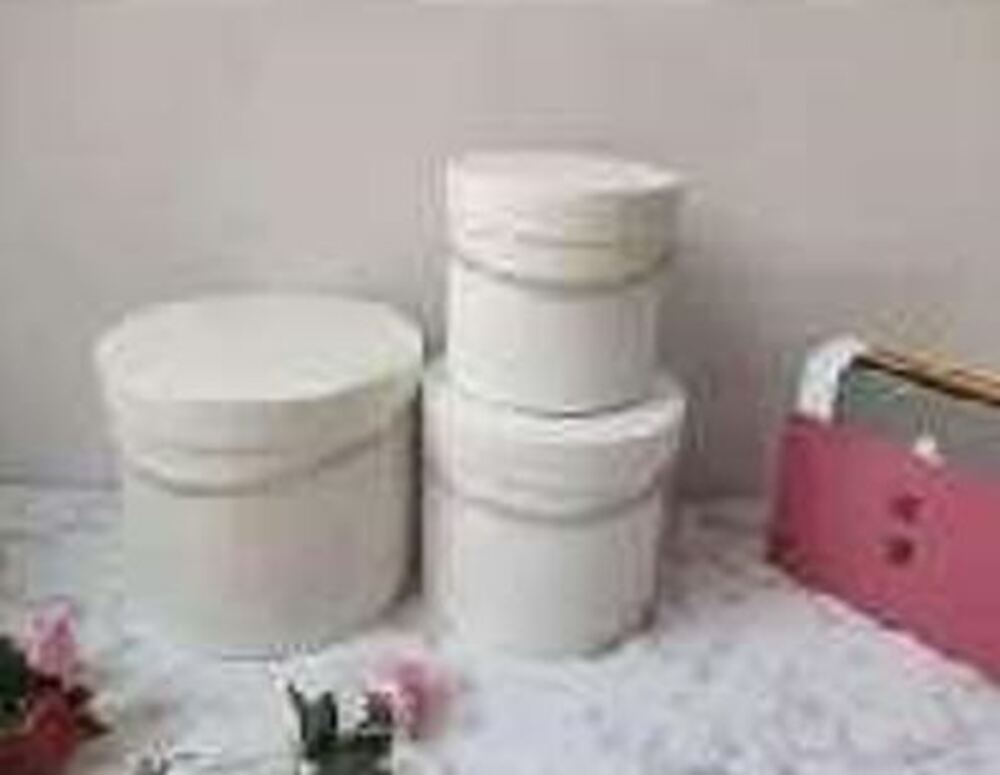 Коробка шляпная (бархат), D20xH17 см, D18xH15 см, D15xH13 см, набор (3 шт) Белый