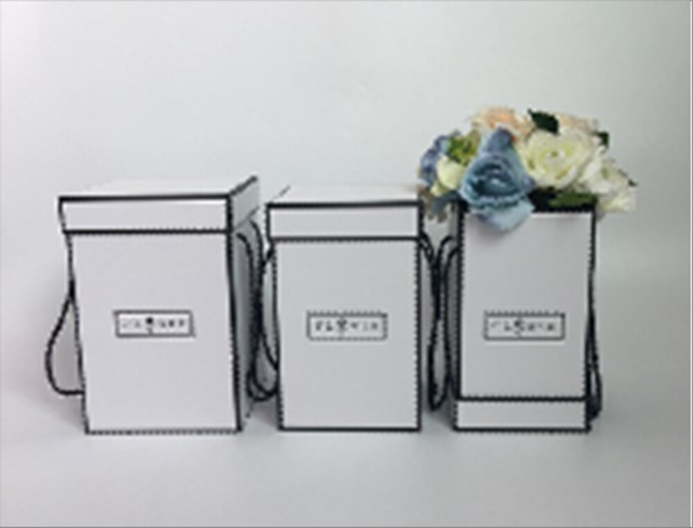 Коробка подарочная "Flower", 17x17xH25 см - 14x14xH23 см, набор (3 шт), с ручкой Белый