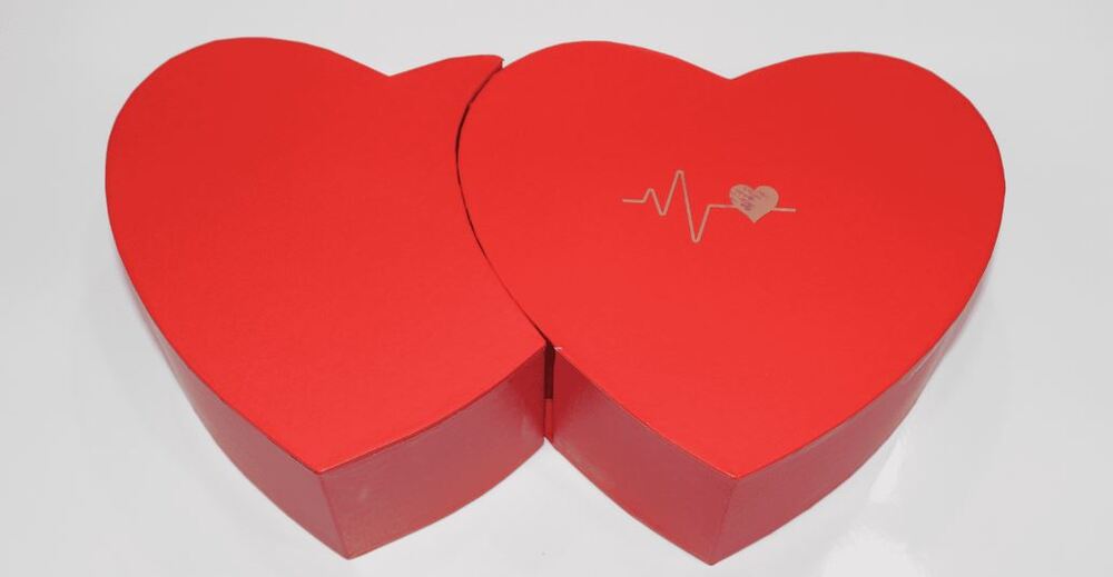 Коробка подарочная "Двойное сердце", 37x20xH10 см, раздвижная Красный
