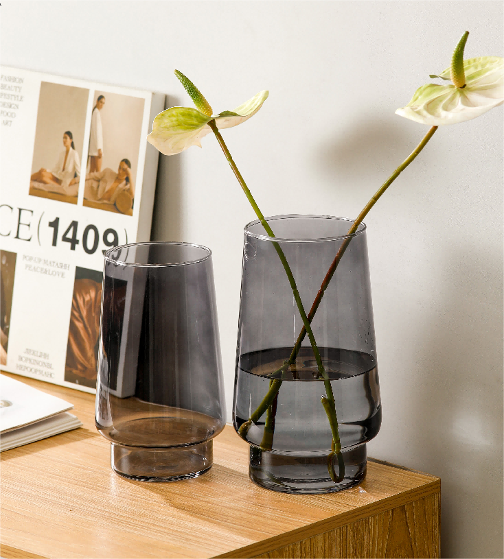 Ваза "Chloe" (стекло), D12,5xH23 см Серый