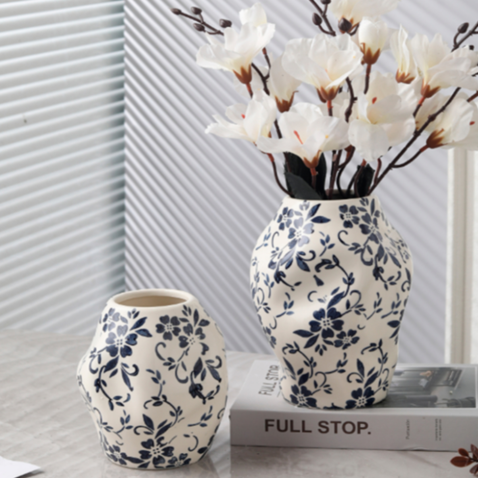 Ваза "Flower Blue" (керамика), D15xH20 см Белый-синий