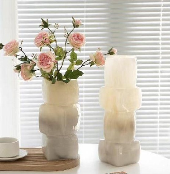 Ваза "Balance" (стекло), 9x9xH26,5 см Серый