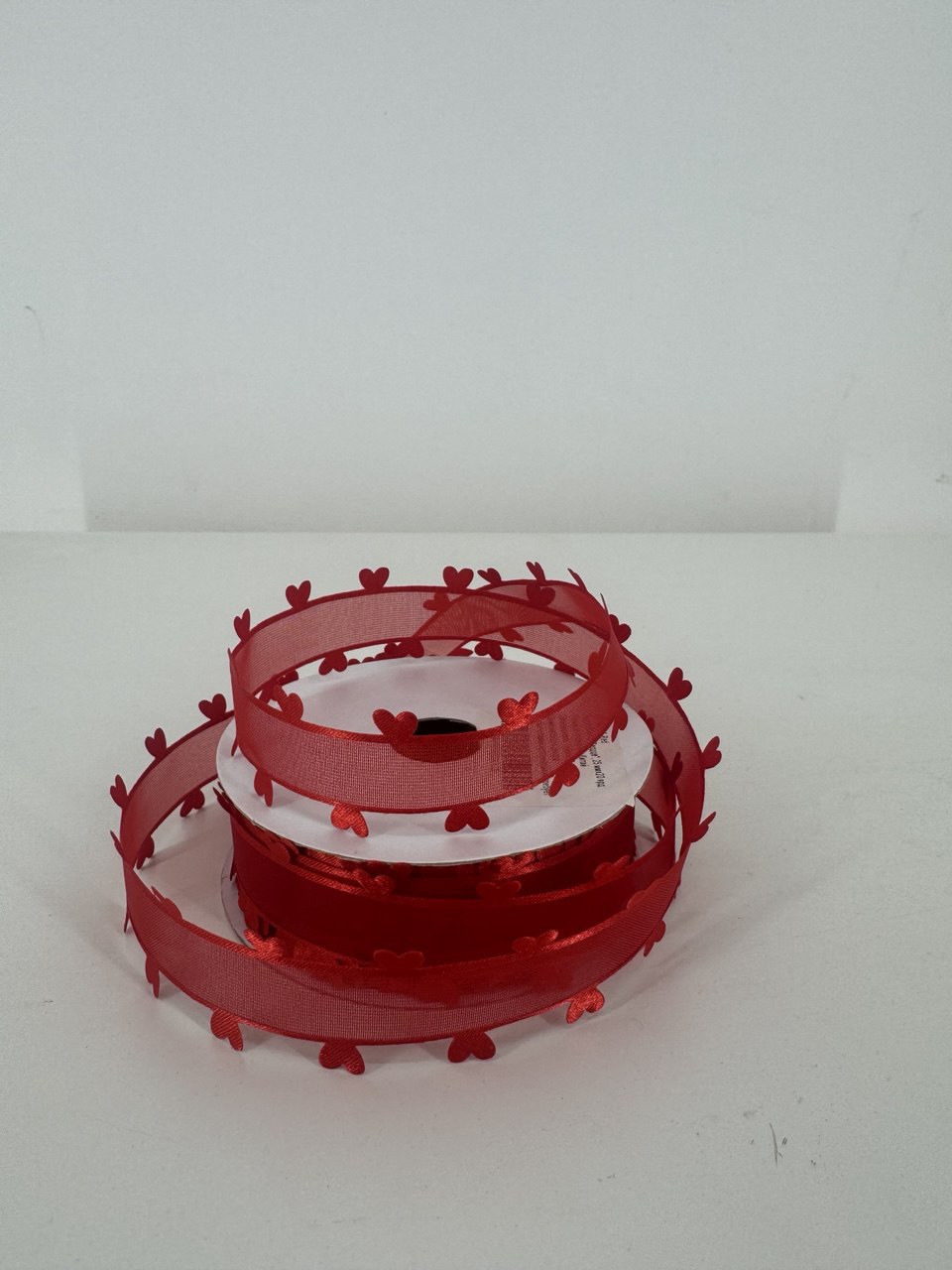 Лента органза "Сердце", 25 ммx20 ярд Красный
