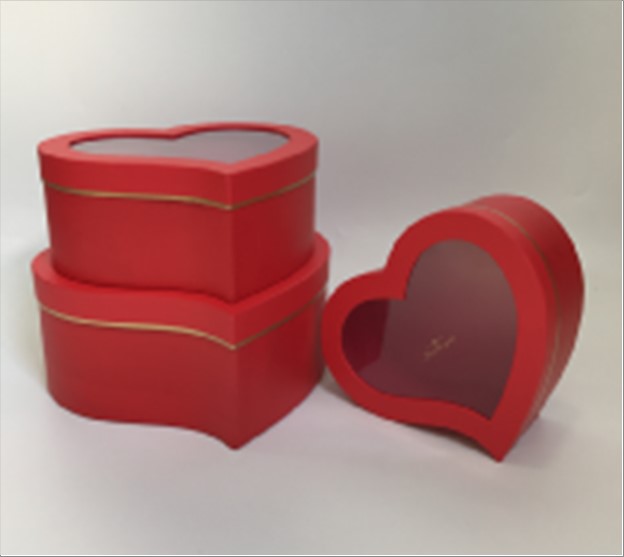 Коробка подарочная "Сердце", 31x27xH13 см - 24,5x21xH10 см, набор (3 шт), с окном Красный